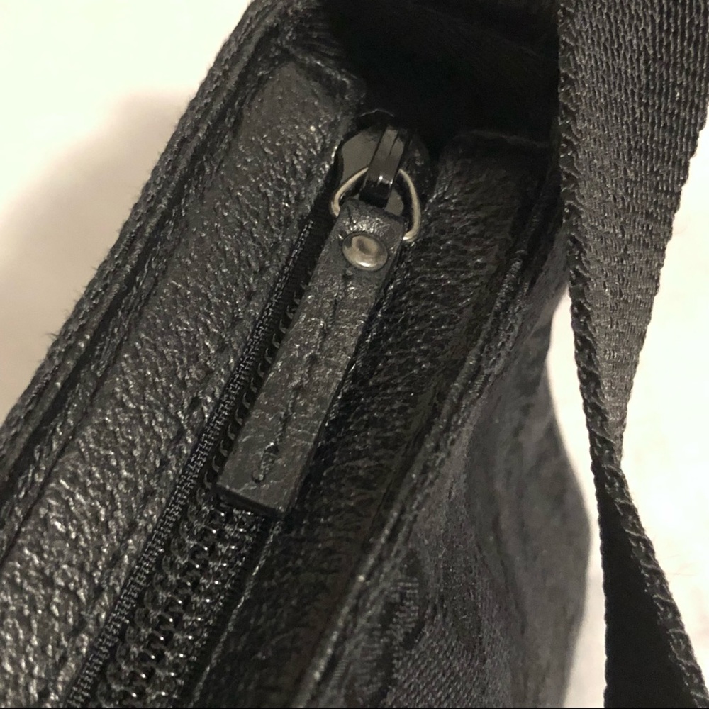 Vintage Gucci Jacquard Monogram Mini Shoulder Bag - Picture 6 of 13